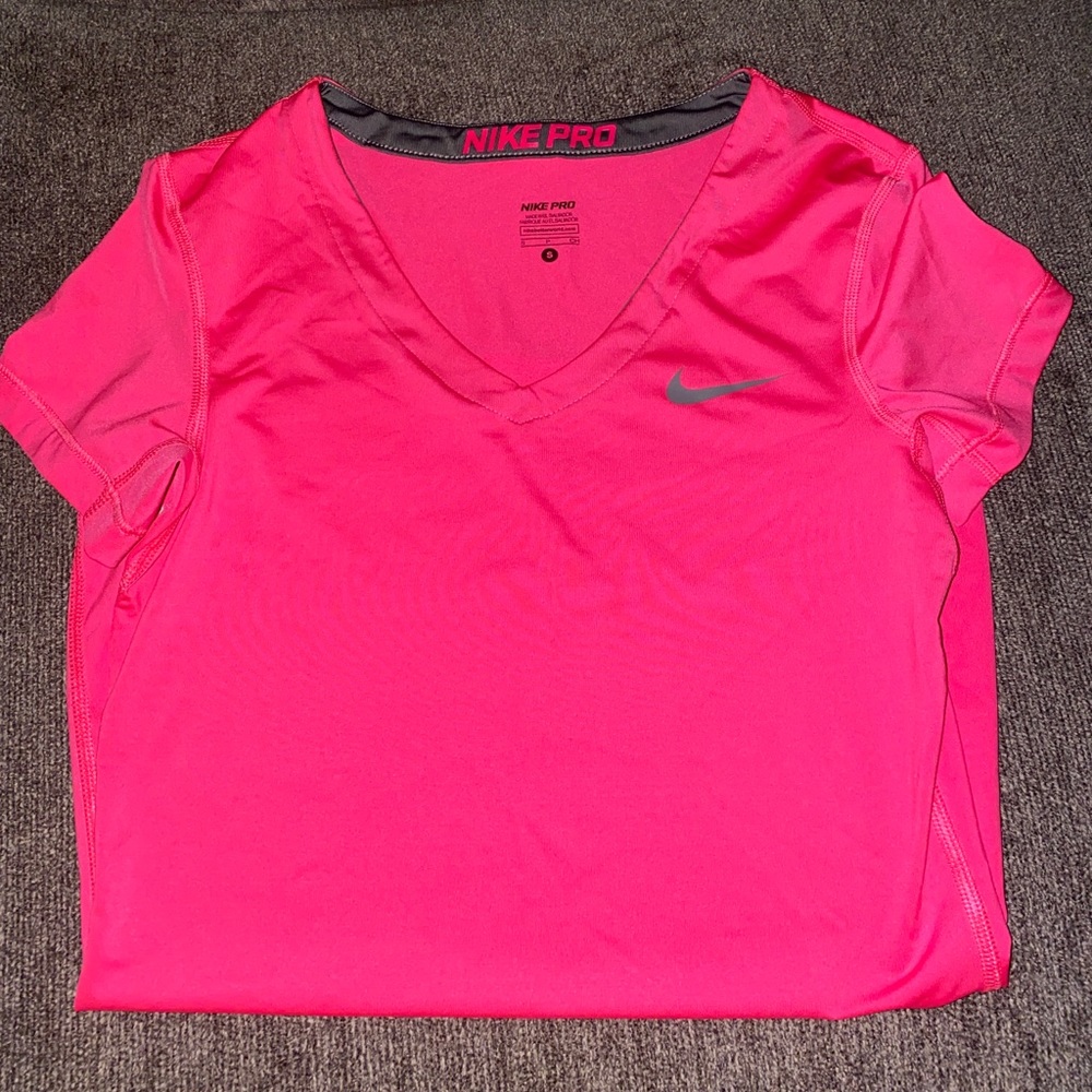 Nike pro tee